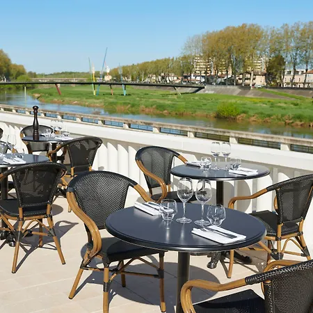 Hotel & Bleues Le Splendid 4*