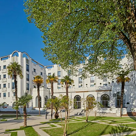 Hotel&spa Bleues Le Splendid 4*