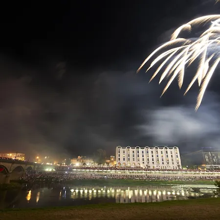 ホテル & Bleues Le Splendid ダクス