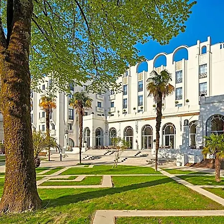 Hotel & Bleues Le Splendid Dax