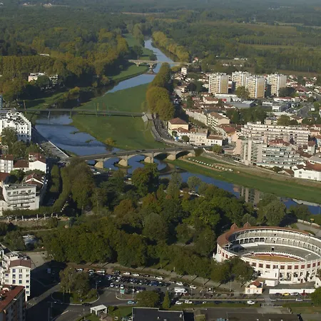 Hotel & Bleues Le Splendid 4*