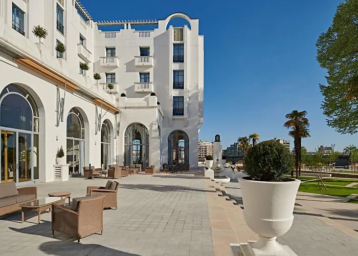 & Bleues Le Splendid Hotel