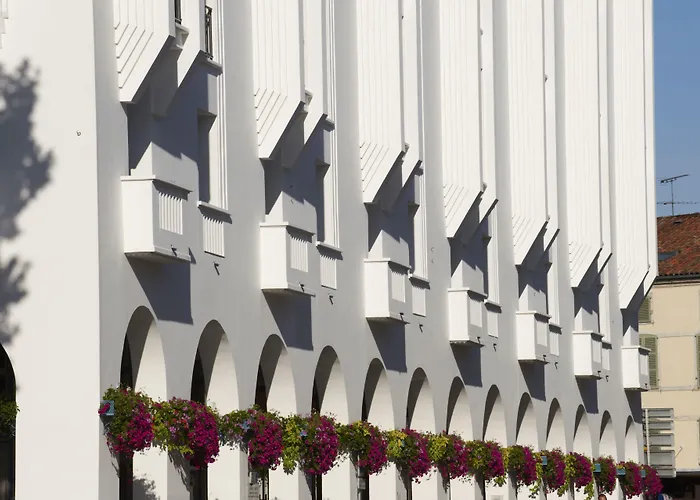 Hotel & Bleues Le Splendid Dax