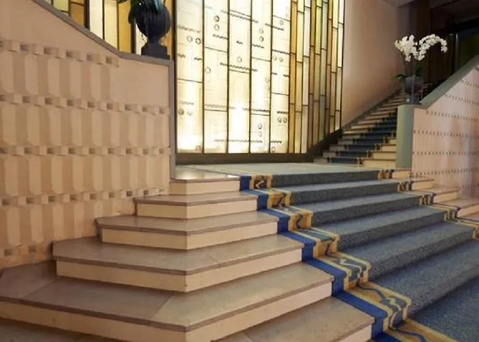 & Bleues Le Splendid